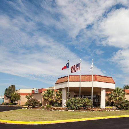 Days Inn By Wyndham Sherman Exterior photo